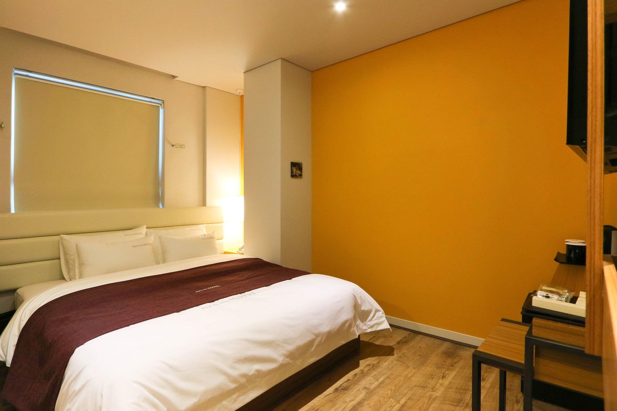 Best In City Hotel Busan Exterior photo