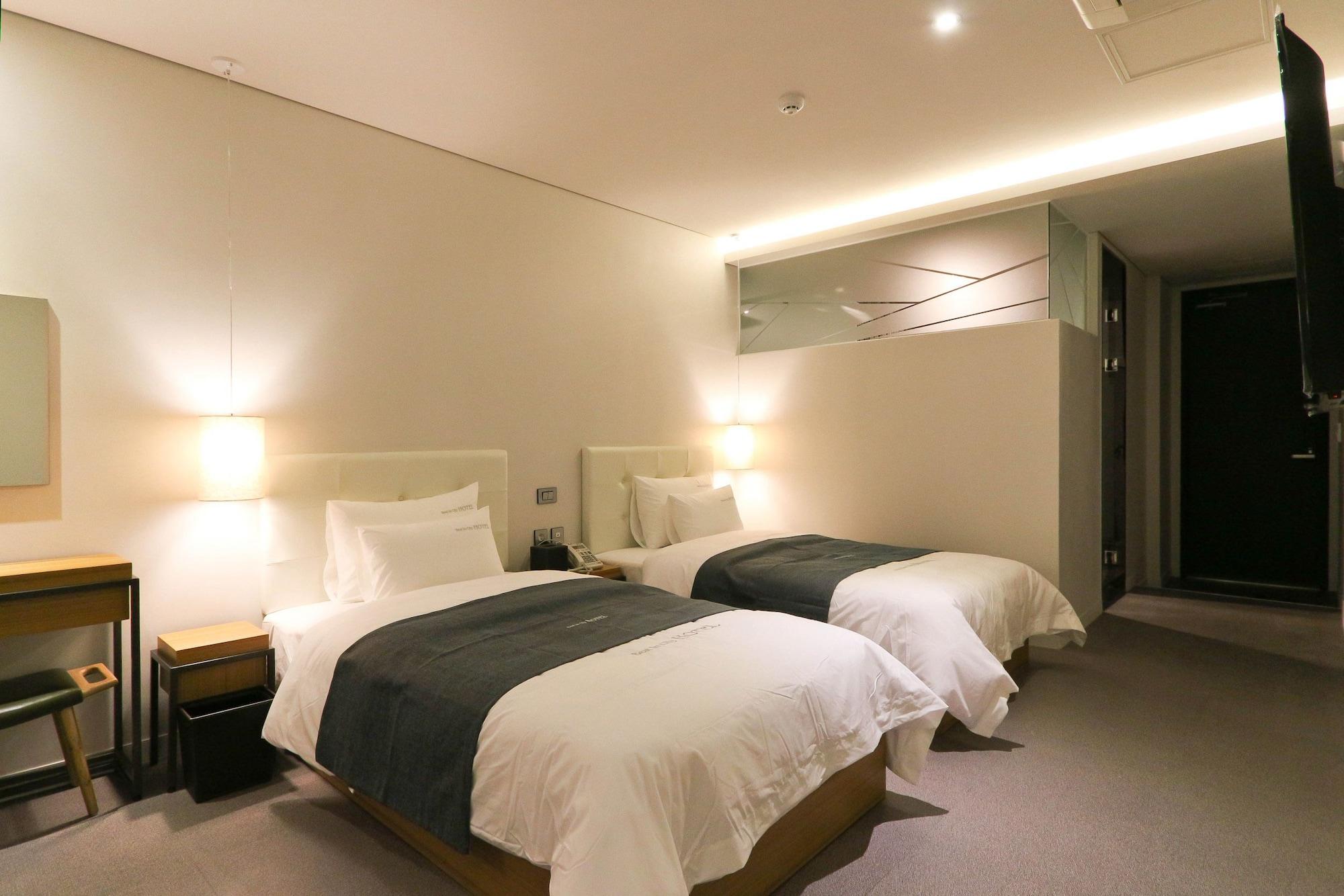Best In City Hotel Busan Exterior photo