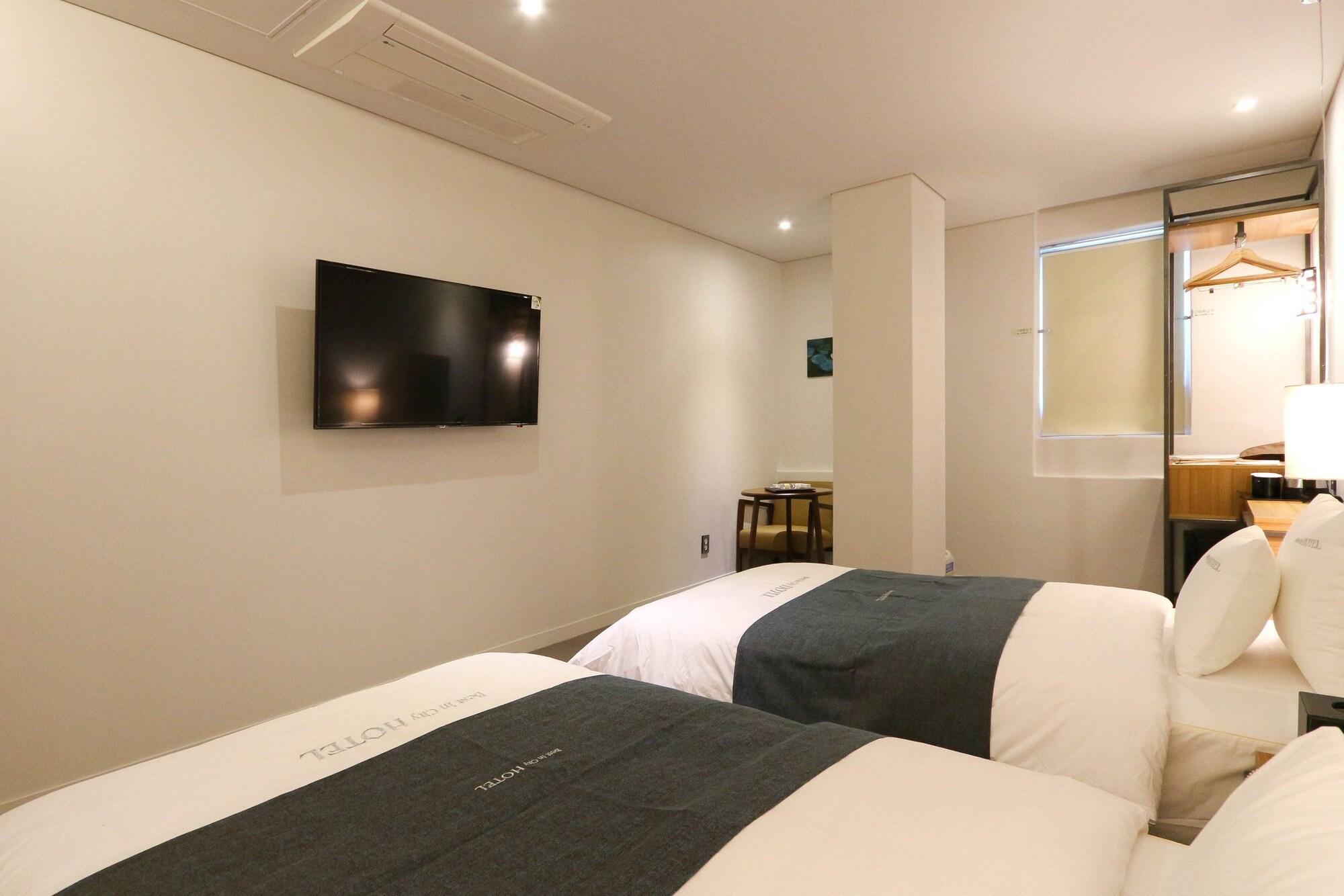 Best In City Hotel Busan Exterior photo
