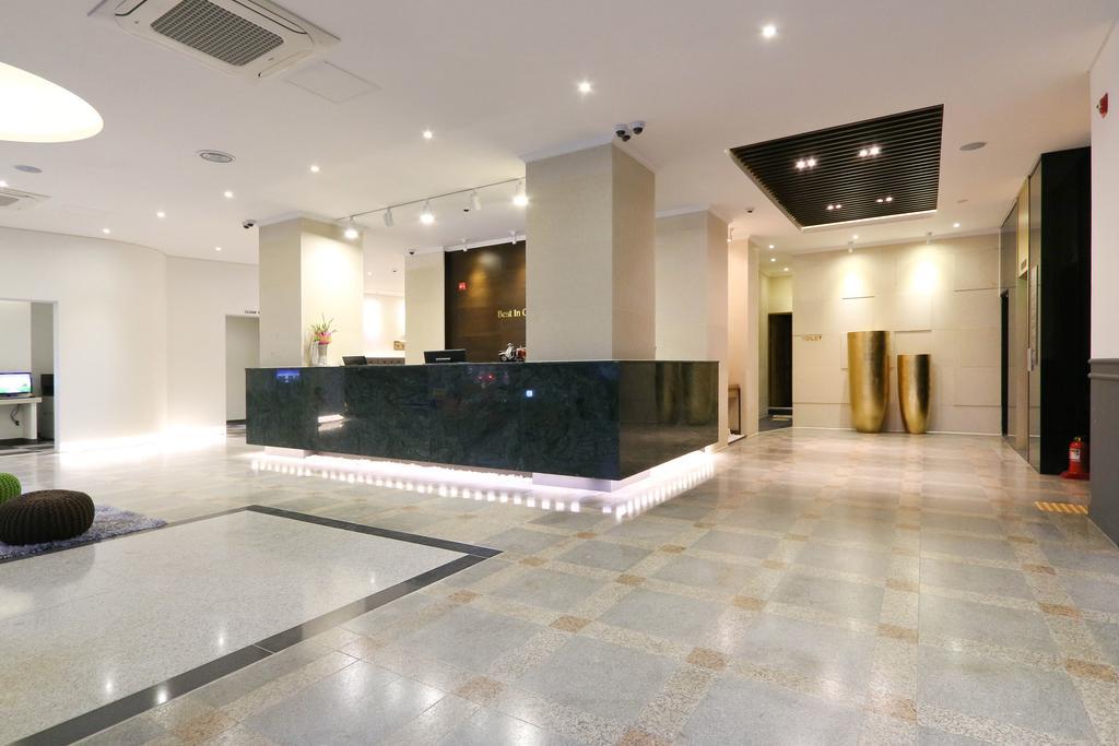 Best In City Hotel Busan Exterior photo