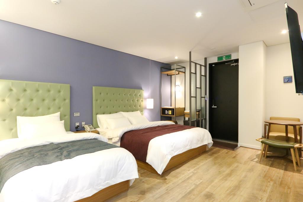 Best In City Hotel Busan Exterior photo