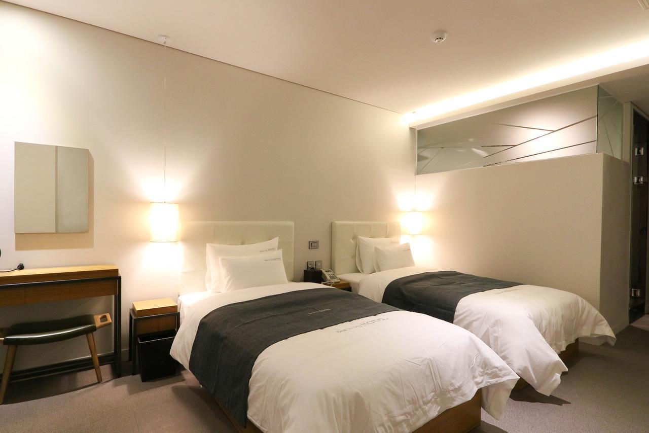 Best In City Hotel Busan Room photo
