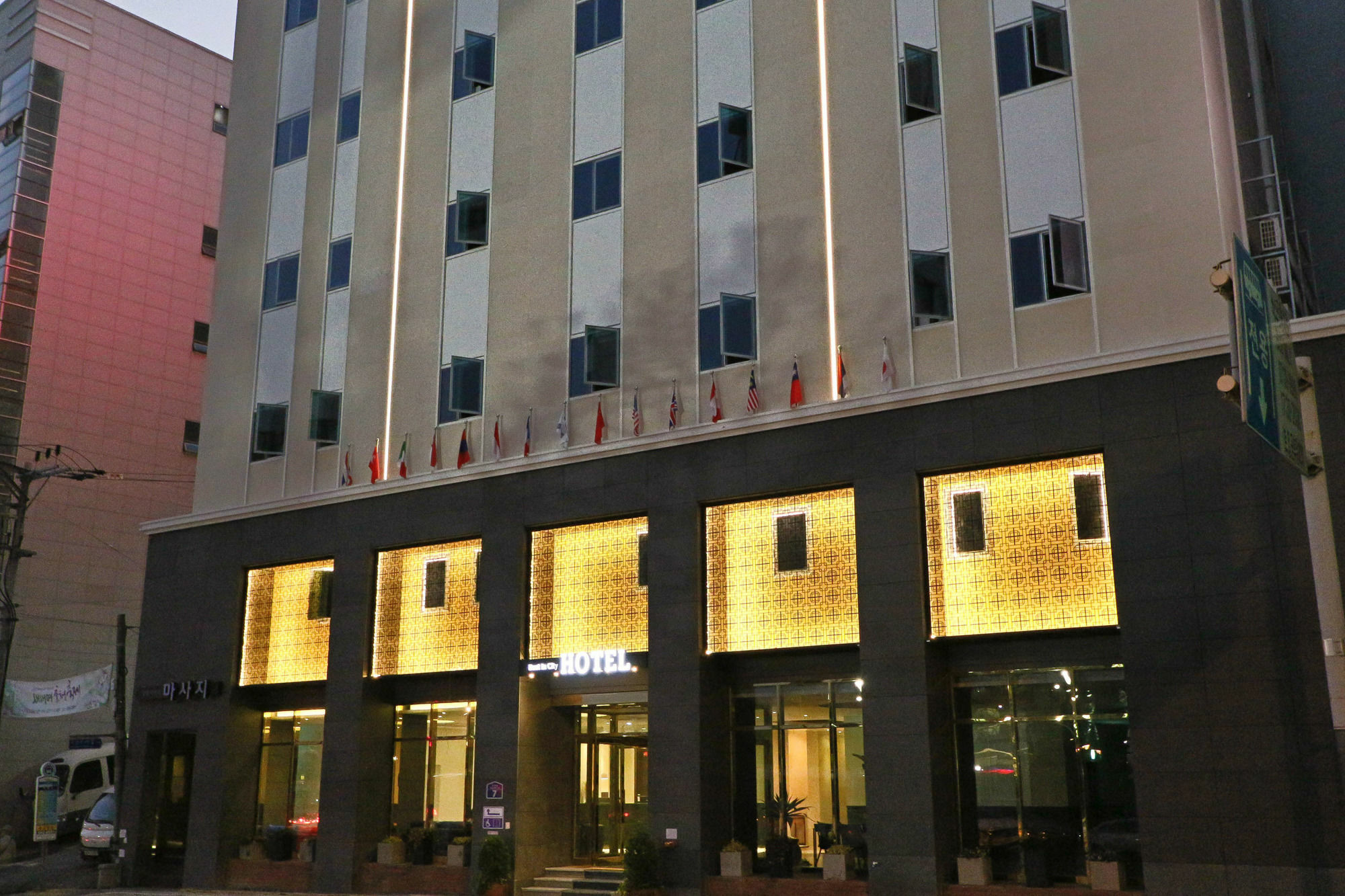 Best In City Hotel Busan Exterior photo